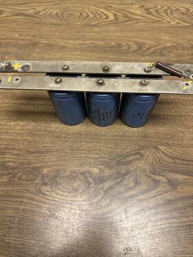677-9147 Aero M Capacitors Bank Of 3