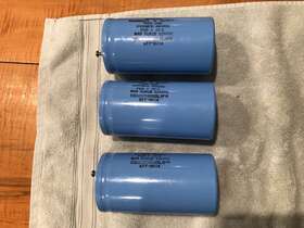 Cgs202t450x5l3ph Aerovox 3 Capacitors 2000 Mfd 450 Vdc Max Surge 525vdc Clean