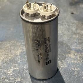 Z73p3324m Aerovox Motor Run Capacitor 24uf 330v 50/60hz Used Free Ship