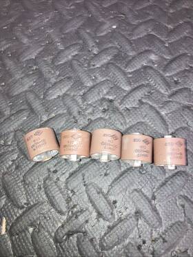 913-0829-00 Centralab 67pf Doorknob Capacitor 1pc