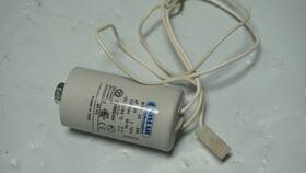 Wire20 Comar Condensatori Mfe-20 Oe Italy Motor Electrolytic Condenser Capacitor Uf Mfe 20 250 Vac