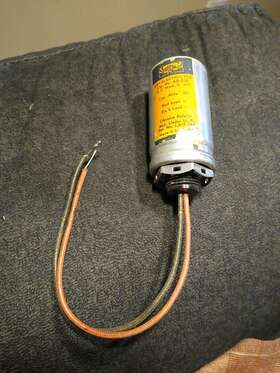 Kr-520 Cornell-dubilier Kr616c Cde Dry Electrolytic Wire Leads Screw Mount Nos