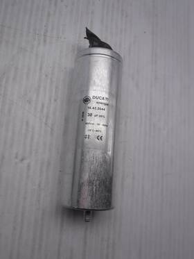 16.42.3044 Ducati Capacitor 30 F 5% 450vac 50-60hz .25 C 85