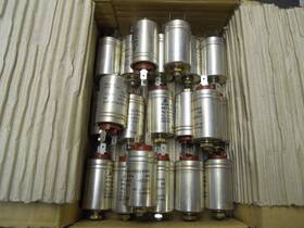 B25834-f6105-k001 Epcos Lot Of 20 - Tdk 1uf 900v Mkv Ac Capacitors P/n