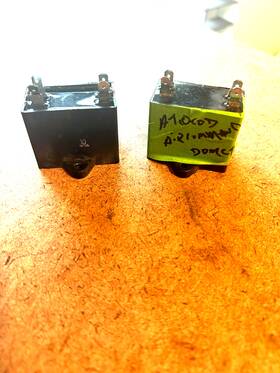 Cbb61p Epcos Dometic Atwood Air Command 250v 10uf Fan Motor Run Capacitor 4 Pins