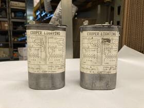220c211g05 Ge Cooper Lighting Capacitor 150 Watts Lot Of 2