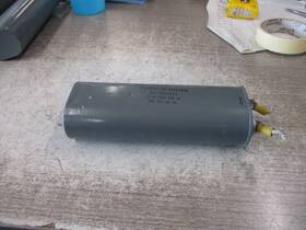 28f1396fc Ge Capacitor 15uf 1000vdc 440vac Used