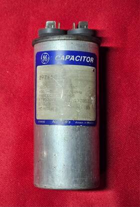 Z97f5054 Ge General Electric Motor Run Capacitor 30 F 370 Vac - Tested