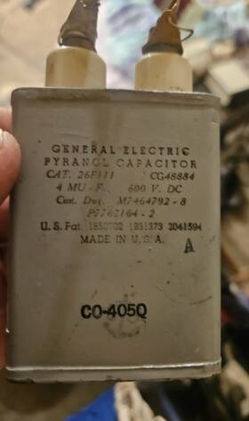 Co-405q General Electric 26f111 Pyranol Capacitor 4 Mu-f 600v Dc Cg48884