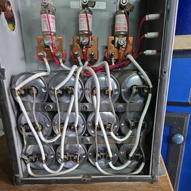 65l819te1 General Electric Ge 35 Kvar 480v Dielektrol Vi 60hz 3ph Capacitor W Discharge Resistors