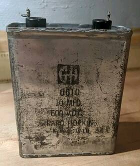 0610 Girard Hopkins Hermetically Sealed Oil Capacitor 10 Mfd 600 Vdc