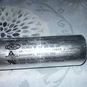 Rnw-45h2005 Kuk Kwang Motor Run Capacitor 20 F 450vac Aluminum Electrolytic Oval Cb65 C