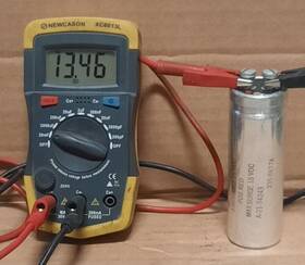 A-21-74243 Mallory #a-21-74243 Capacitor 13800 Mfd 15vdc 1-3/8 Inch Dia. X 4.09 Lg. B130l