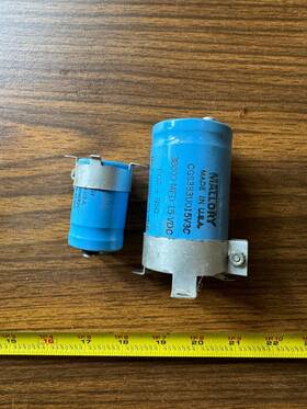 Cgs383u015v3c Mallory Cg383u015v3c Capacitor 38000 Mfd 15 Vdc And 40 U040r2c Cgs High Capacit
