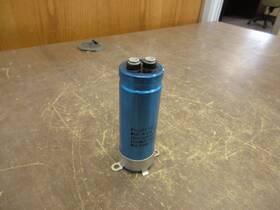 Cgs622u040r4c Mallory Capacitor 6200 Mfd 40vdc With Mount Used