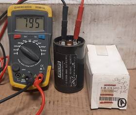 3534b6c0810a125a2 Philips #3534b6c0810a125a2 Capacitor 810-972uf 125vac 2.06 Inch Dia X 3.75 M116a