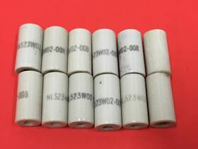 Nl523w02-008 Round Ceramic Standoff - Lot Of 12