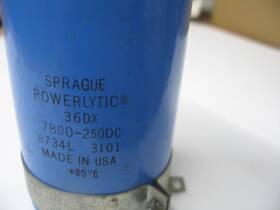 Q0428 Sprague 8734l Powerlytic 36dx 3101 7800mfd 250vdc 85 With Screws And Base