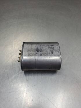 U02403se0 Superne Capacitor 24uf 360v. 4e-40