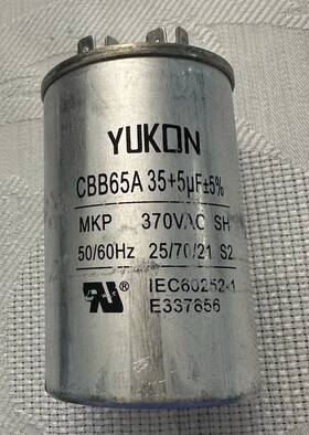 107281 Yukon Dual Run Capacitor Round Mkp370vac Sh50/60hz 25/70/21 S2