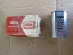 Dayton Motor Run Oil Filled Capacitor 17.5 Mfd 370 Vac 4X449A NSFC9. Fixed Price $17.00.