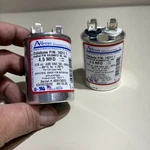 (lot Of 2) Amrad RA2000/37 74211 4.5 Mfd Motor Run Capacitor. Fixed Price $19.95.