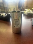 Titan Pro TRCF40, Mfd 440/370VAC Round Motor Run Capacitor. Fixed Price $12.45.