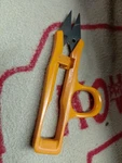 Vintage Embroidery Sewing Scissors Snippers Clippers Fiskars Orange Usa Made. Fixed Price $15.00.