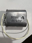 Aerovox Z92P4010M21 Capacitor 10UF 400VAC 60HZ 90. Fixed Price $10.00.
