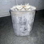Aerovox Ballast Capacitor Z93P4024M22 400V 24UF 50/60HZ 90C. Fixed Price $14.95.