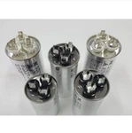370 400V 1.5/20 6/60 Uf 2+3+4 Connector Condenser Capacitors Collection. Fixed Price $24.04.