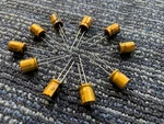 Nichicon Fine Gold 220UF/16V Polarized Electrolytic Capacitors H2304. Fixed Price $9.50.