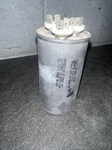Aerovox Z24P3741W Capacitor 6UF 370V 50/60HZ. Fixed Price $12.50.