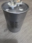Aerovox Motor Run Capacitor 26 525V Polypropylene Film Oval Aluminum 90. Fixed Price $30.00.