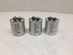 Lot Of 3 Areovox Z26P660514 5UF 660V 50/60HZ 70C Non Pcb Capacitor E17-0280. Fixed Price $70.00.
