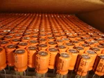 One Lot 1000 Pieces 100UF / 16V Aluminum Electrolytic Capacitors - Unused. Fixed Price $50.00.