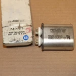 One Aerovox 7.5X Run Capacitor Z50P3707S21 370VAC Uf BU#66. Fixed Price $20.23.